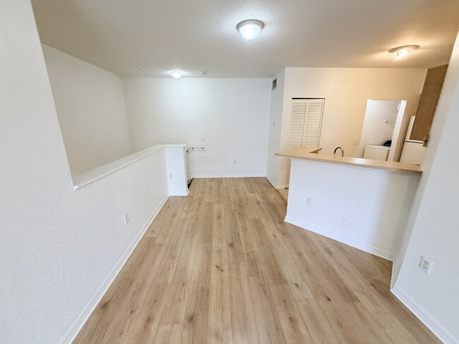 Building Photo - 1302 Belmont Ln