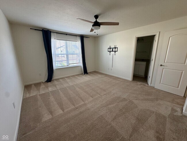 Building Photo - 9652 Wild Iris Dr
