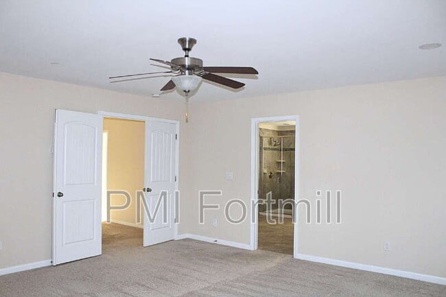 Building Photo - 4417 Carrington Dr