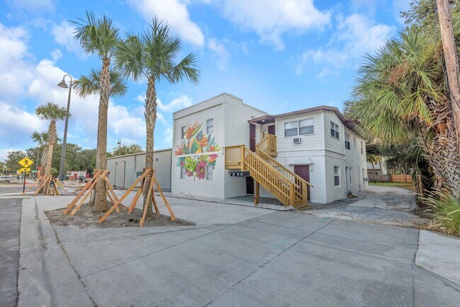 Building Photo - 416 Skinner Blvd