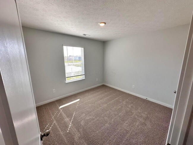 Building Photo - 199 Beaman Gates Dr SW