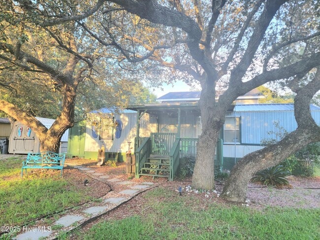 Primary Photo - 2548 Blue Marlin St SW