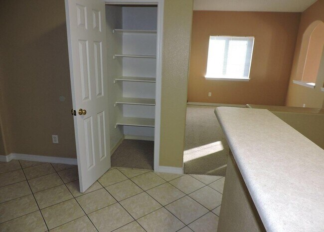 Building Photo - 3100 Tierra Mina Dr