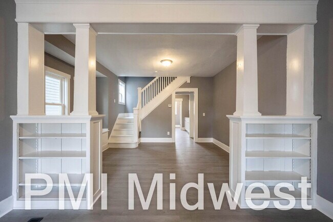 Building Photo - 22 N Euclid Ave