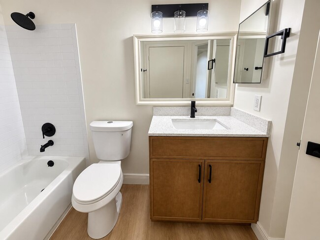 Building Photo - 1172 Coral Club Dr