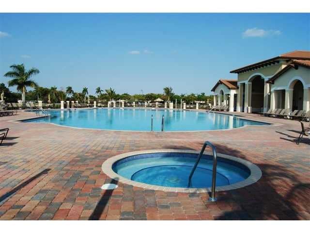Building Photo - 22568 SW 89th Ct