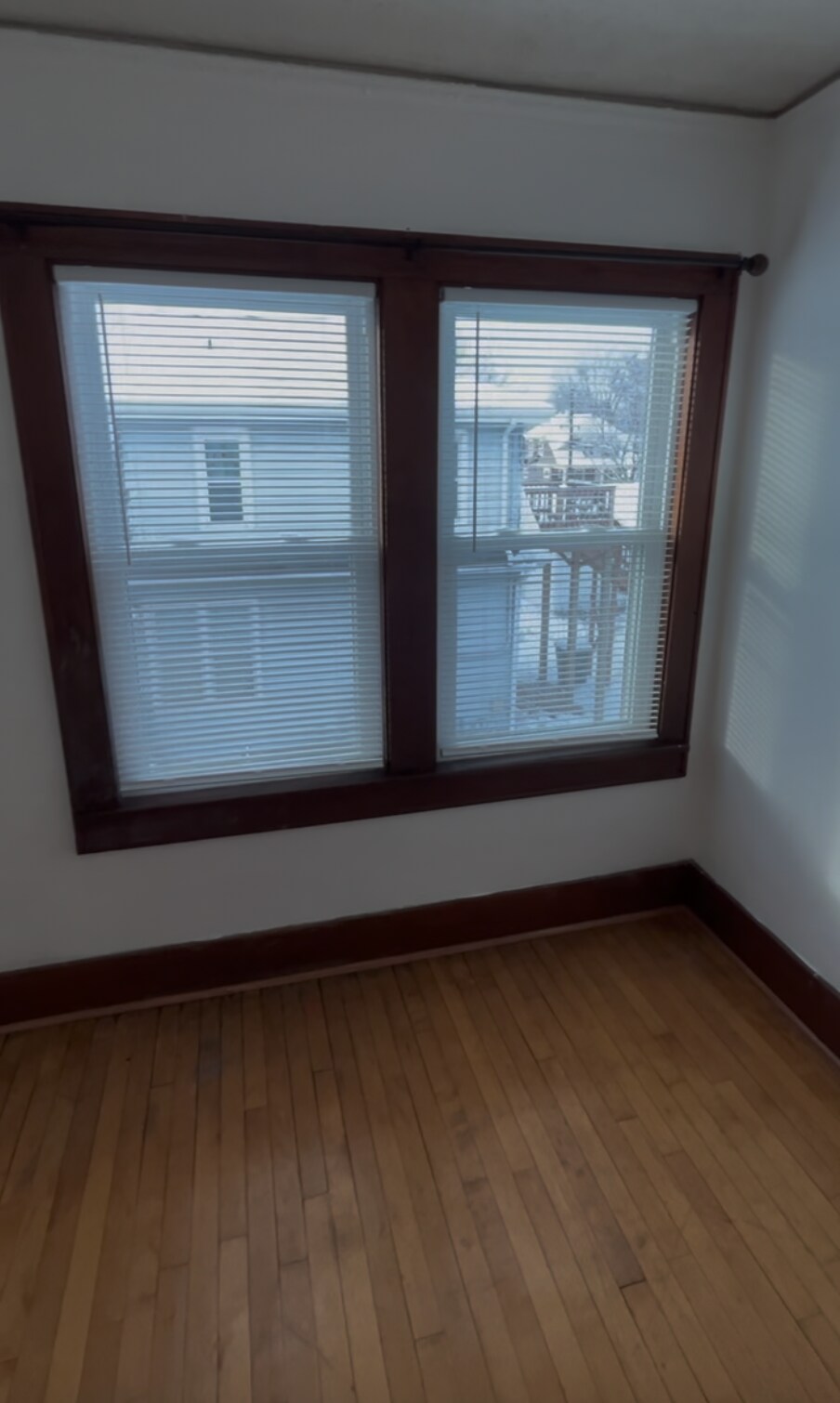 bed 2 - 510 Mather St