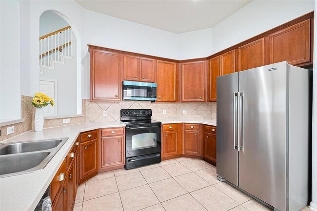 Building Photo - 24730 Blane Dr