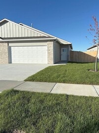 Building Photo - 12944 E Blake St