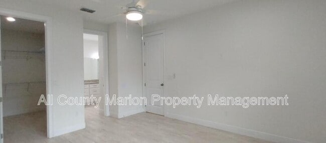 Building Photo - 3855 SE 138th St