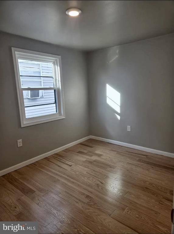 Building Photo - 580 Walnut St