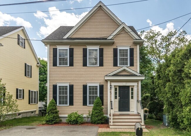 Primary Photo - 67 Trimount Ave