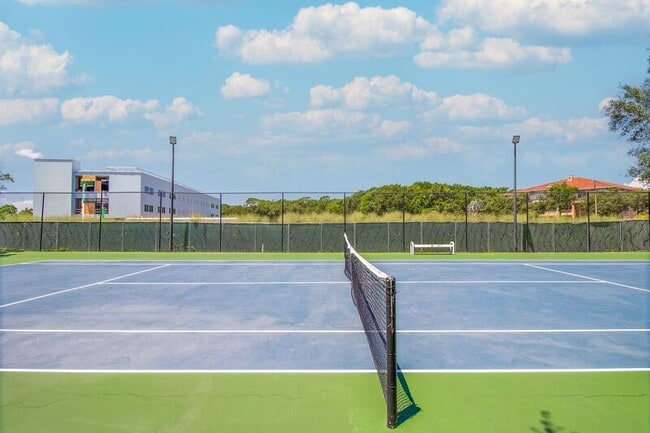 Building Photo - 821 Grand Regency Pointe