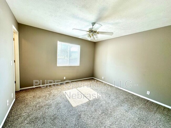 Building Photo - 1009 Bison Cir