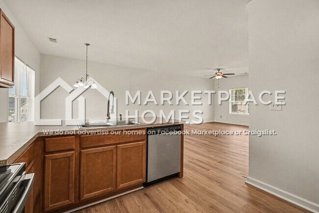 Building Photo - 5786 Westchase St