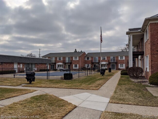 Building Photo - 1514 Normandy Rd