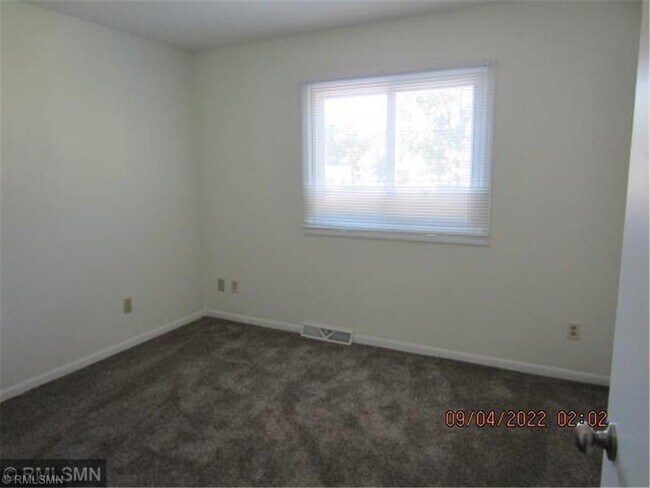 Building Photo - 7908 Beard Ave N