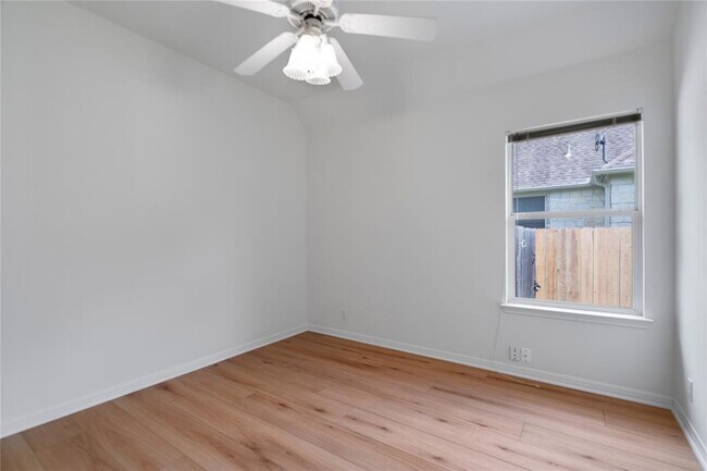 Building Photo - 3628 Aspen Creek Pkwy