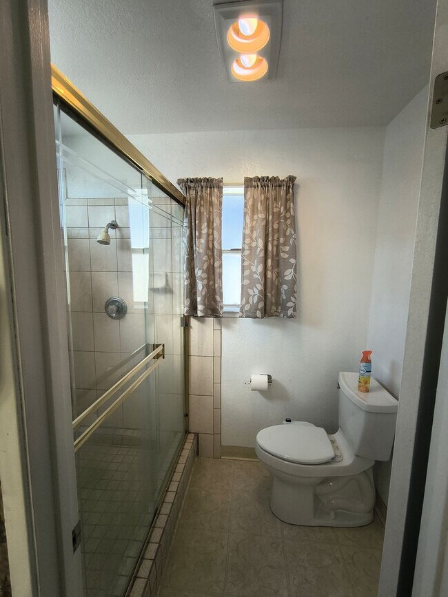 Building Photo - BEAUTIFUL TWO LEVEL 4BD/3BA HOME AVAILABLE IN MILPITAS, CA !!!!!!