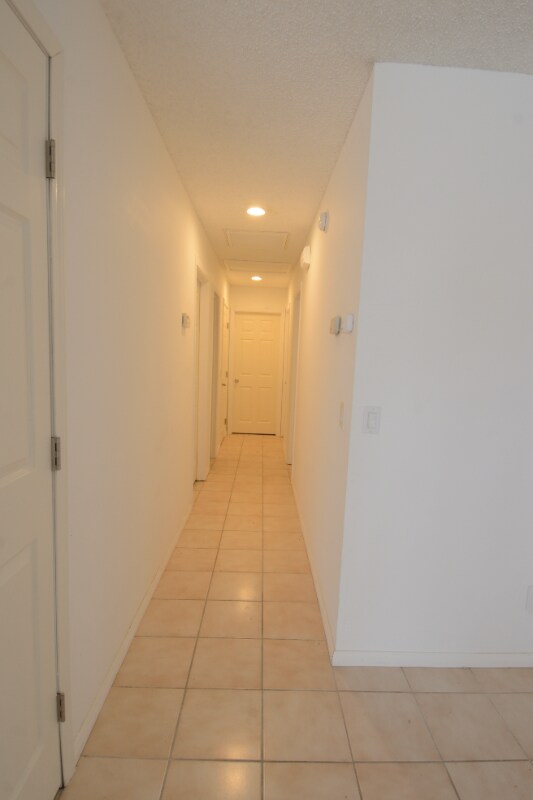 Building Photo - 5426 Mariposa Ave