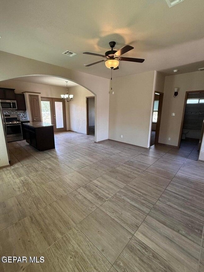 Building Photo - 4941 Ruben Soto