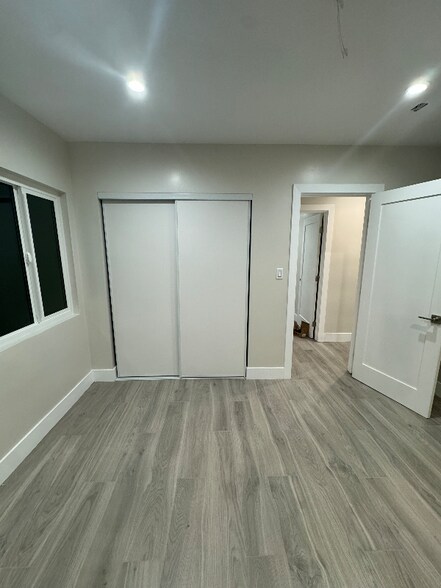 Building Photo - 14670 Harding St