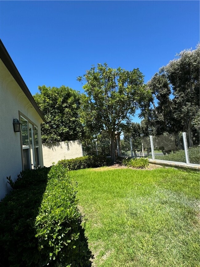 Building Photo - 19 Vernon