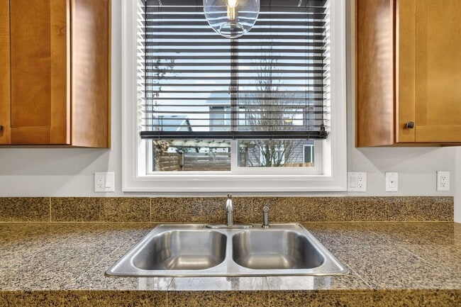 Building Photo - 19112 Arletha Ct