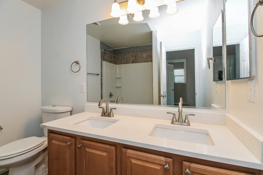 Building Photo - 21123 E Tierra Grande Dr