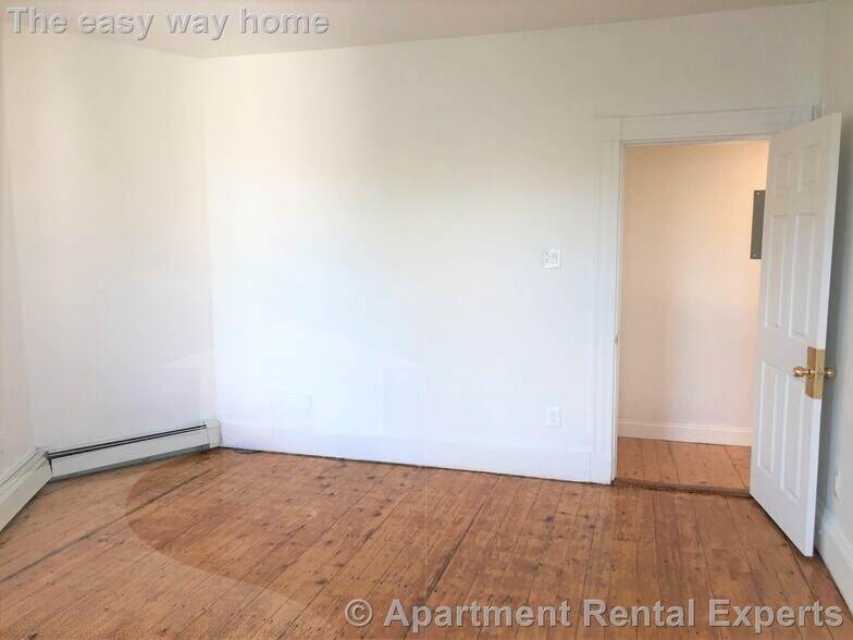 Building Photo - 56 Portsmouth St