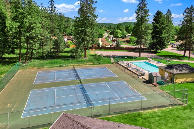 Building Photo - 8290 N Uplands Dr