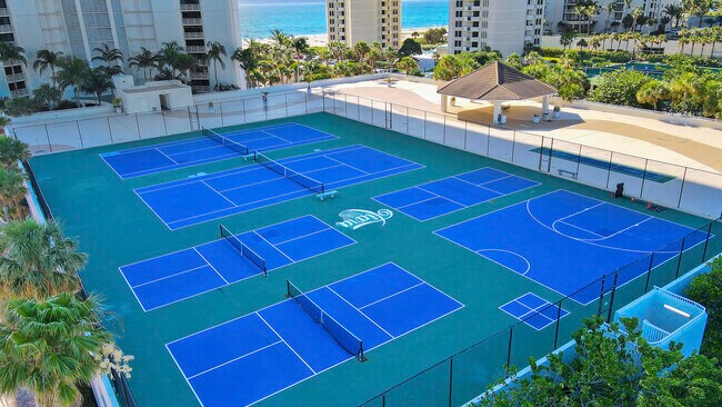 Building Photo - 3000 N Ocean Dr