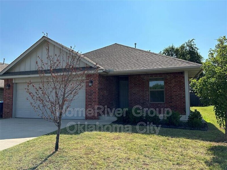 Primary Photo - 139 St Charles Way