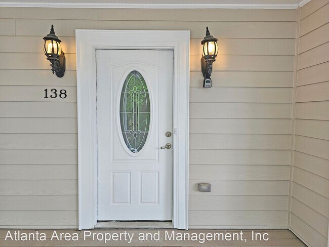 Building Photo - 4 br, 3.5 bath House - 138 Brook Cir SE