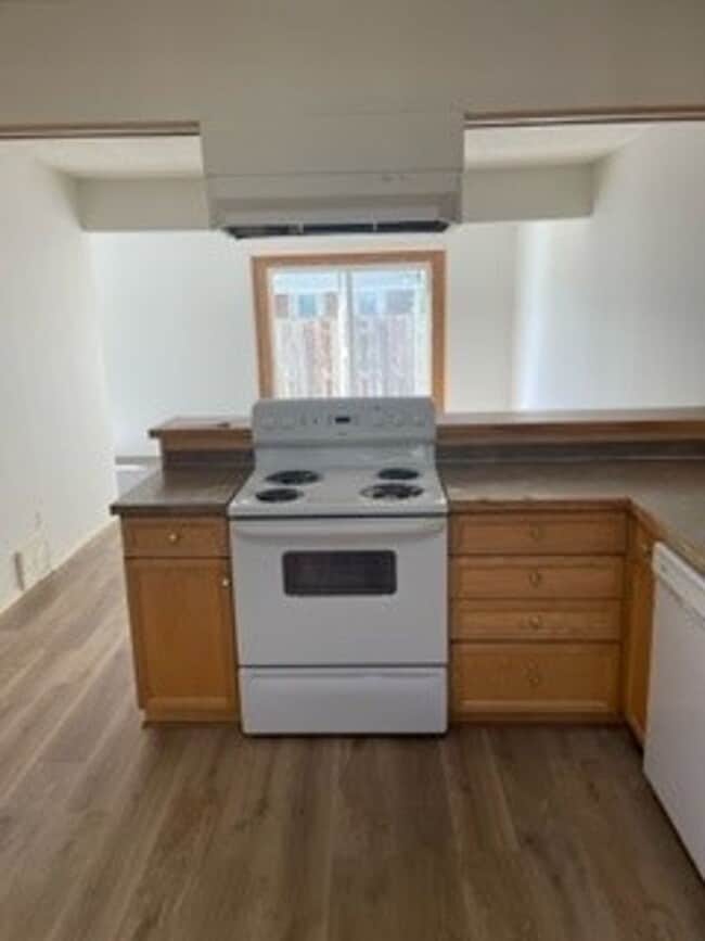 Building Photo - 6050 Wentworth Ave S