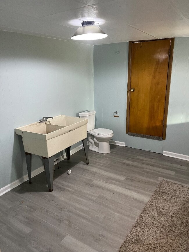 Building Photo - 424 Pine St