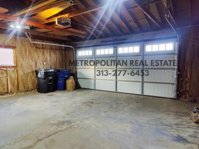 Building Photo - 6973 Chirrewa St