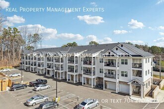 Building Photo - 14801 Statesville Rd