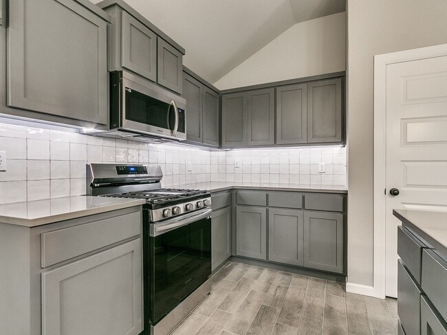 Building Photo - 1ST MONTH FREE