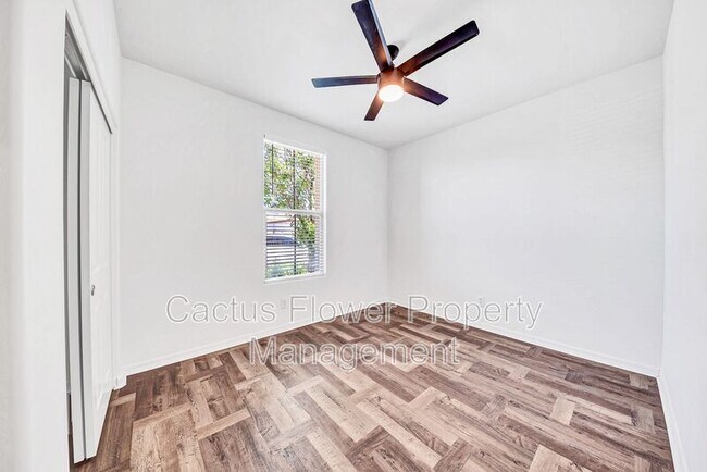 Building Photo - 9751 E Palladium Dr