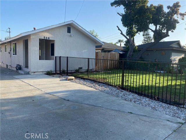 Primary Photo - 514 Almond Ave