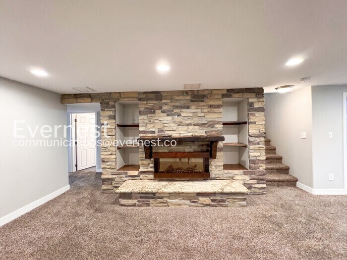 Building Photo - 4220 S Inca St