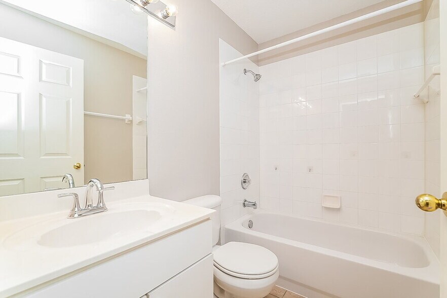 Building Photo - 12610 Rockrose Glen