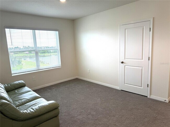 Building Photo - 12604 Promenade Estates Blvd