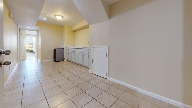 Building Photo - 1587 31st Ave