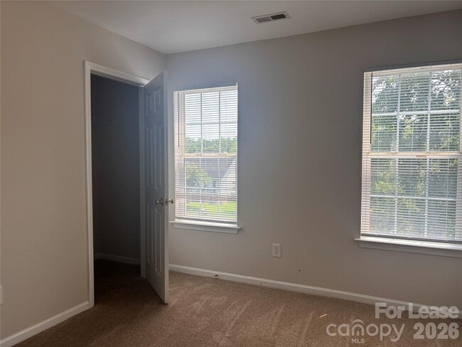 Building Photo - 1426 Peach Park Ln