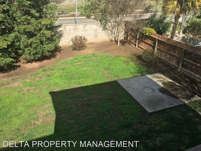 Building Photo - 4 br, 3 bath House - 2221 Serena Ave