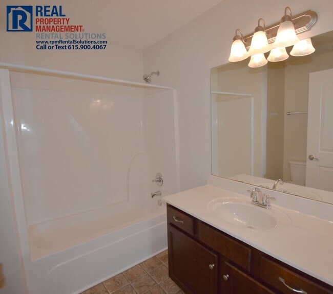 Building Photo - 1561 Passage Dr