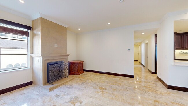 Building Photo - 570 Bush St