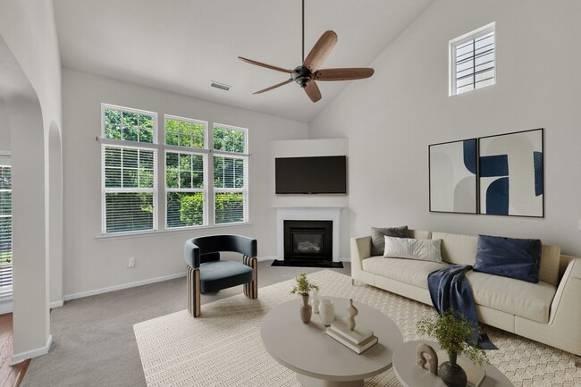 Building Photo - 3 Bedroom Townhome with 2 Car Garage in He...